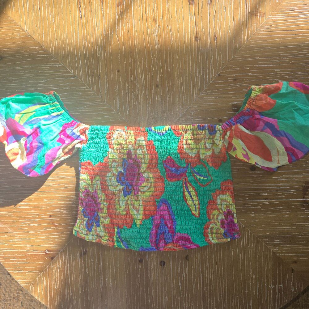 Gianni Bini floral tropical puff sleeve smocked crop top size small 0688